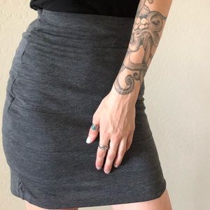 ✨ SOLD - GRAY BANDAGE BASIC HOUSE SKIRT